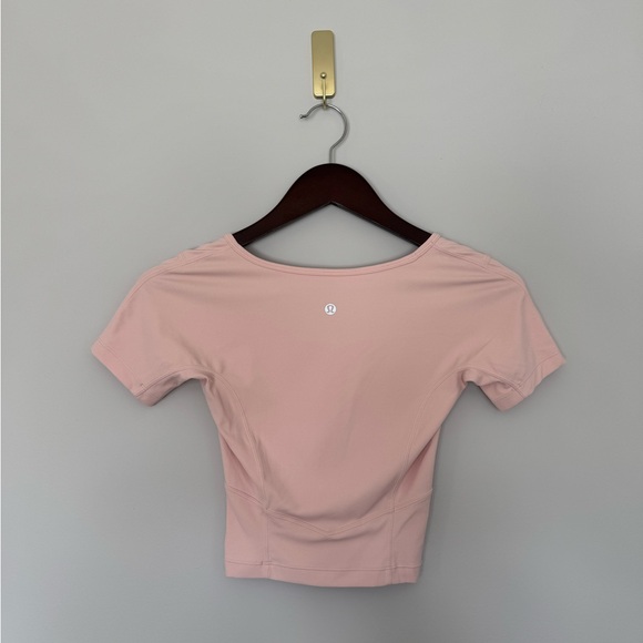 Lululemon Nulu Cropped Yoga Short Sleeve Shirt - Picture 4 of 4